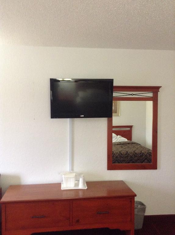 Boone American Inn & Suites חדר תמונה